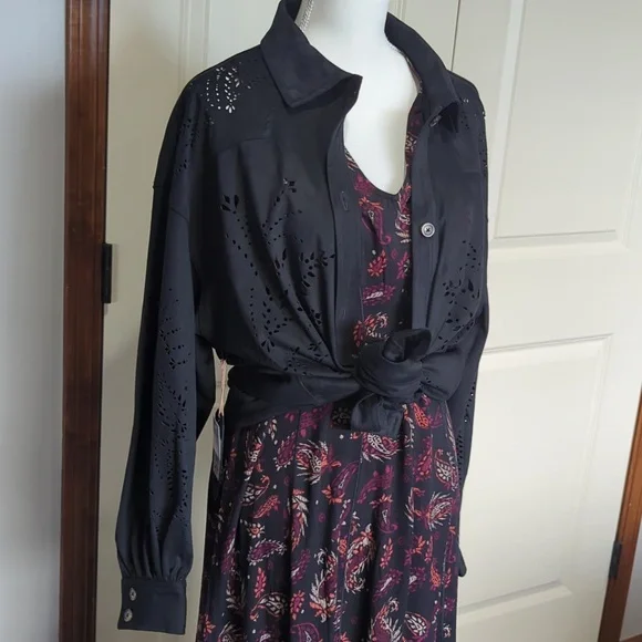 Shyanne Women's Faux Suede Laser Cutout Shacket size medium - Picture 3 of 6